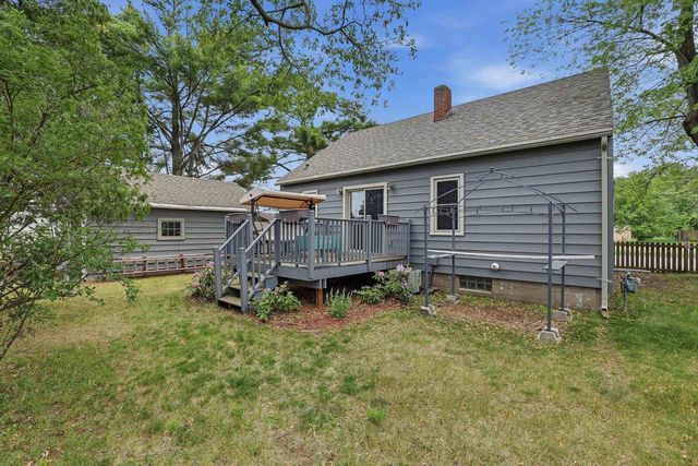 721 GROVE AVENUE, Wisconsin Rapids, WI 54494