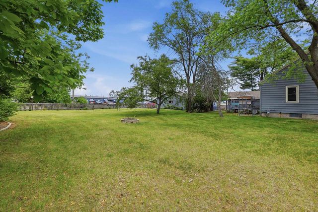 721 GROVE AVENUE, Wisconsin Rapids, WI 54494