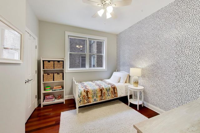 1219 W Foster Avenue 2W, Chicago, IL 60640