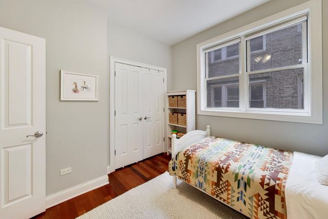 1219 W Foster Avenue 2W, Chicago, IL 60640