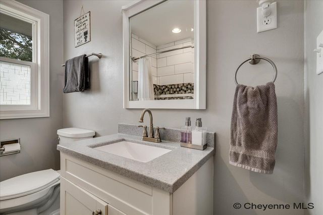 1702 NEWTON DR, Cheyenne, WY 82001