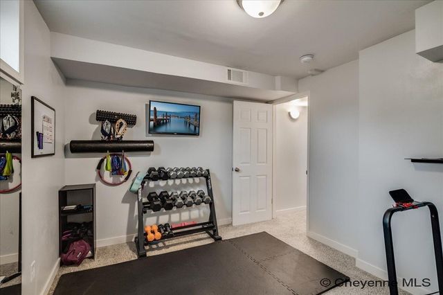 1702 NEWTON DR, Cheyenne, WY 82001