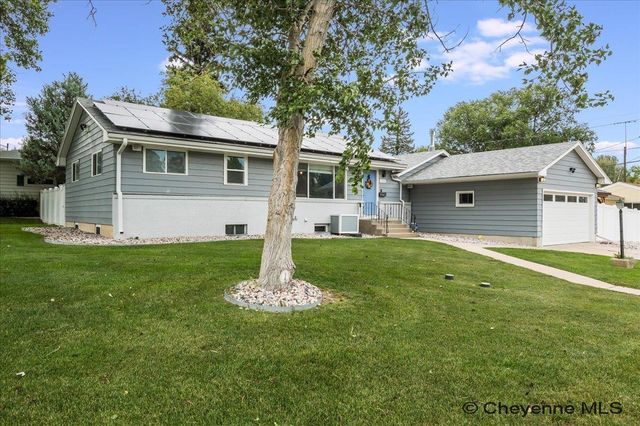 1702 NEWTON DR, Cheyenne, WY 82001