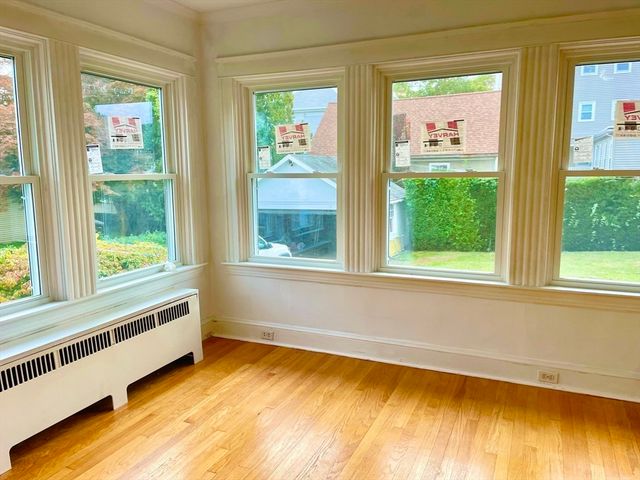 137 Boylston St, Brockton, MA 02301