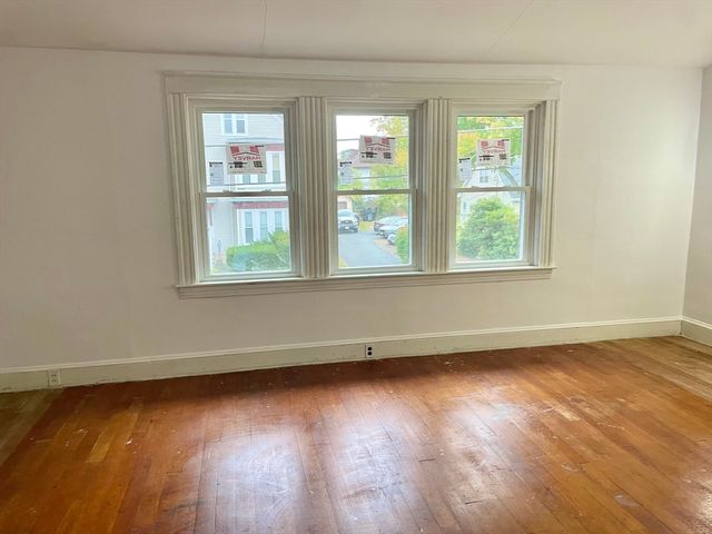 137 Boylston St, Brockton, MA 02301