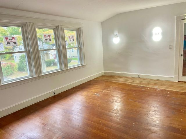 137 Boylston St, Brockton, MA 02301