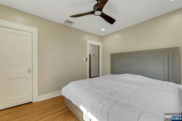 6 Colonial Court, Dumont, NJ 07628
