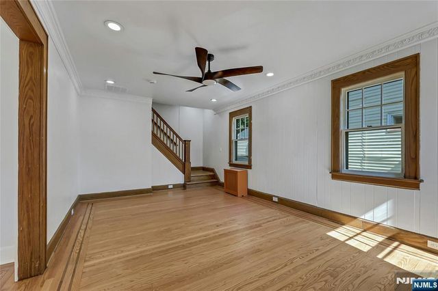 6 Colonial Court, Dumont, NJ 07628