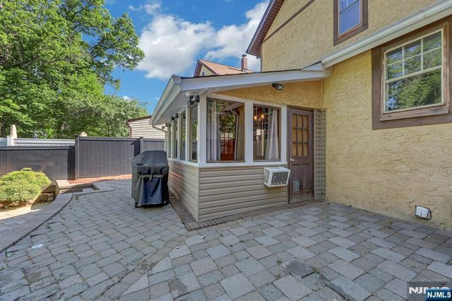 6 Colonial Court, Dumont, NJ 07628