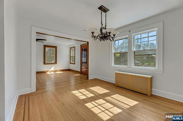 6 Colonial Court, Dumont, NJ 07628