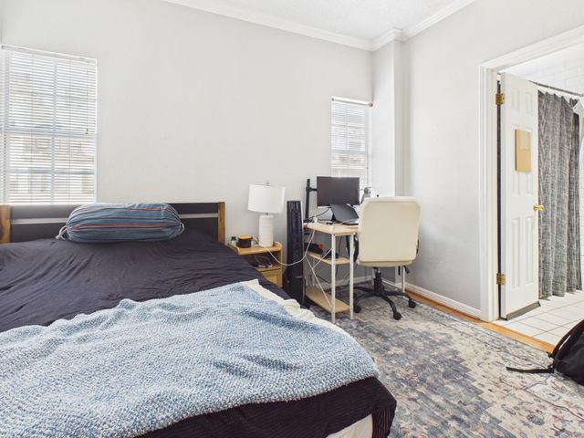 3111 Tom Green ST 305, Austin, TX 78705