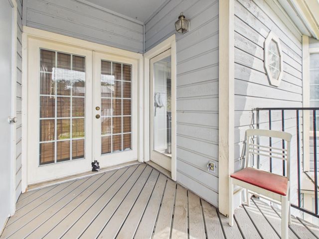 3111 Tom Green ST 305, Austin, TX 78705