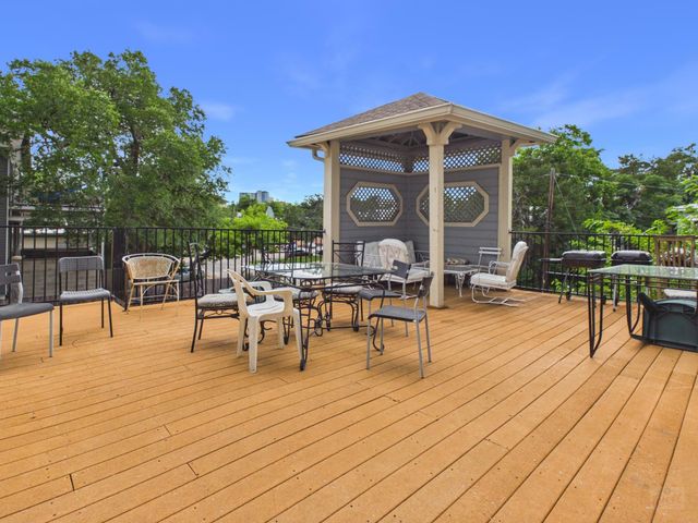 3111 Tom Green ST 305, Austin, TX 78705