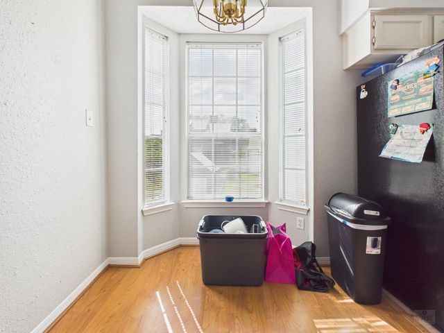 3111 Tom Green ST 305, Austin, TX 78705