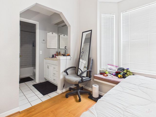 3111 Tom Green ST 305, Austin, TX 78705