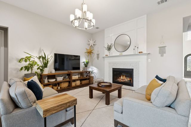 925 Glen Lake Drive, Southlake, TX 76092