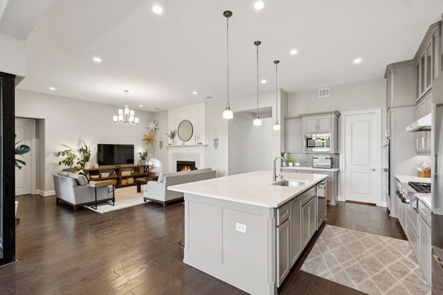 925 Glen Lake Drive, Southlake, TX 76092