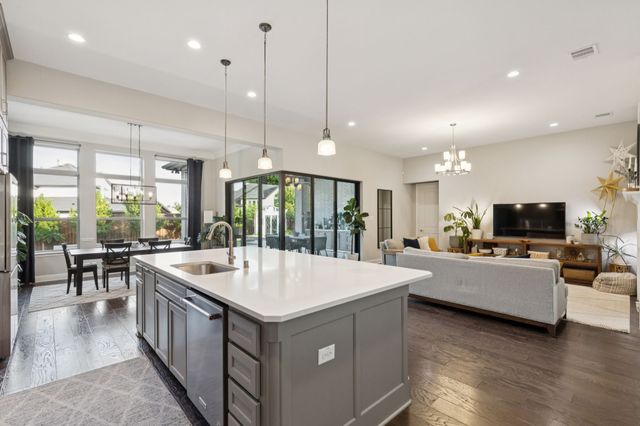 925 Glen Lake Drive, Southlake, TX 76092