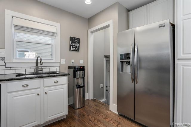 812 N Edison Avenue, Royal Oak, MI 48067