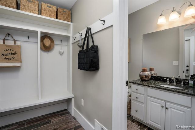 812 N Edison Avenue, Royal Oak, MI 48067