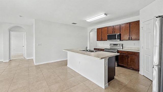 19441 MOSSY LEDGE TERRACE, Lehigh Acres, FL 33936