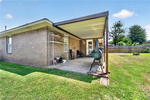1203 Aspen Avenue, Van Buren, AR 72956