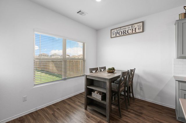 576 Greatest Gift WAY, Jarrell, TX 76537