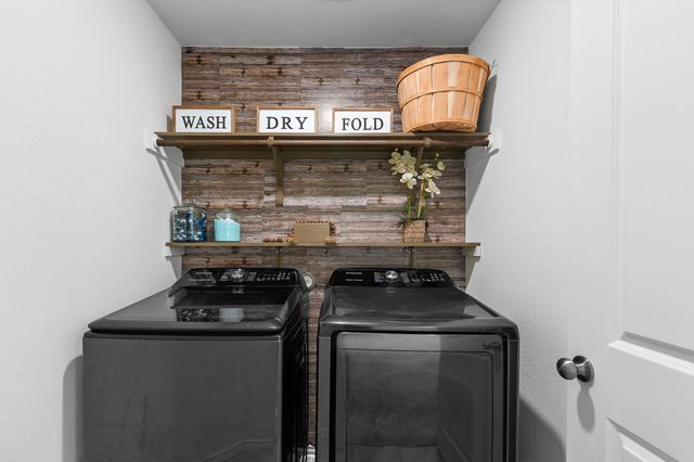 576 Greatest Gift WAY, Jarrell, TX 76537