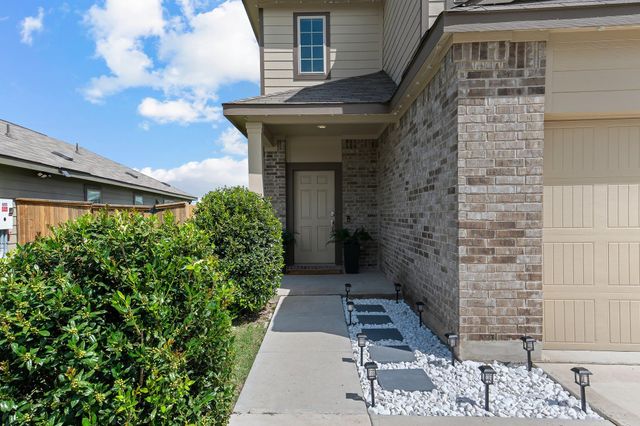 576 Greatest Gift WAY, Jarrell, TX 76537
