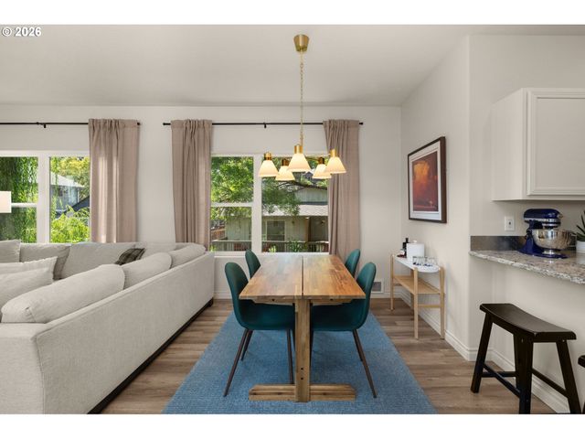 618 S NEVADA St H, Portland, OR 97219