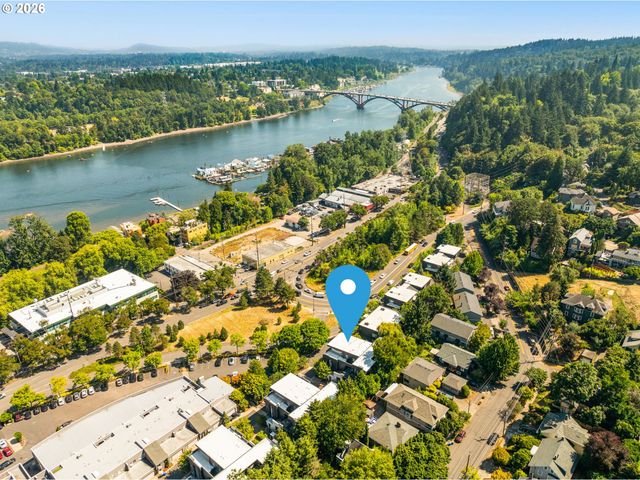 618 S NEVADA St H, Portland, OR 97219