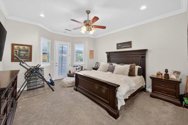 1303 Jordan Avenue, Clovis, CA 93611