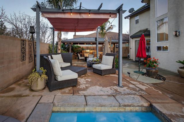 1303 Jordan Avenue, Clovis, CA 93611