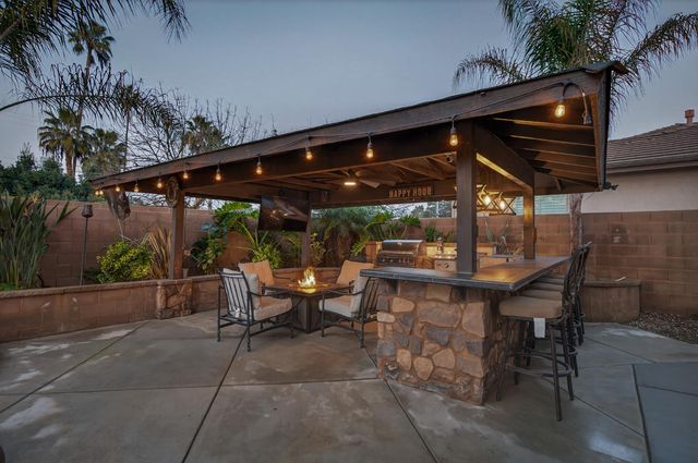 1303 Jordan Avenue, Clovis, CA 93611
