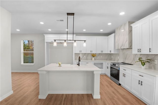 301 Front Street, Easley, SC 29640