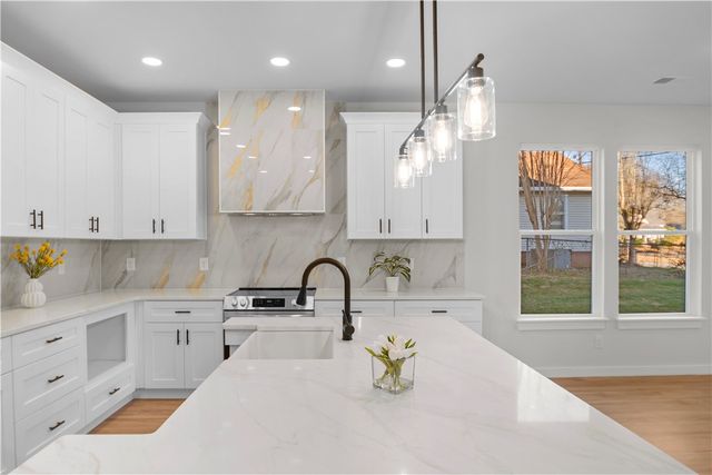 301 Front Street, Easley, SC 29640