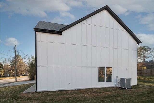 301 Front Street, Easley, SC 29640