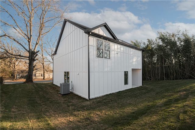 301 Front Street, Easley, SC 29640