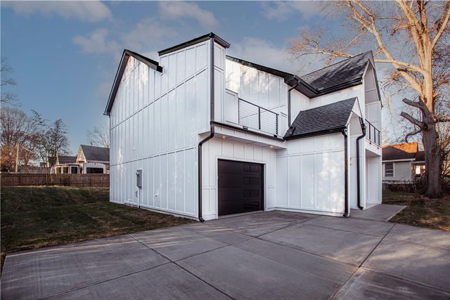 301 Front Street, Easley, SC 29640