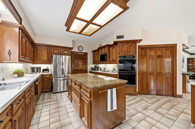 7815 Wilton Park Drive, Spring, TX 77379