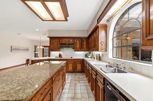 7815 Wilton Park Drive, Spring, TX 77379