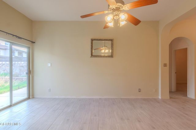 13758 Paseo Las Nubes Drive, Horizon City, TX 79928