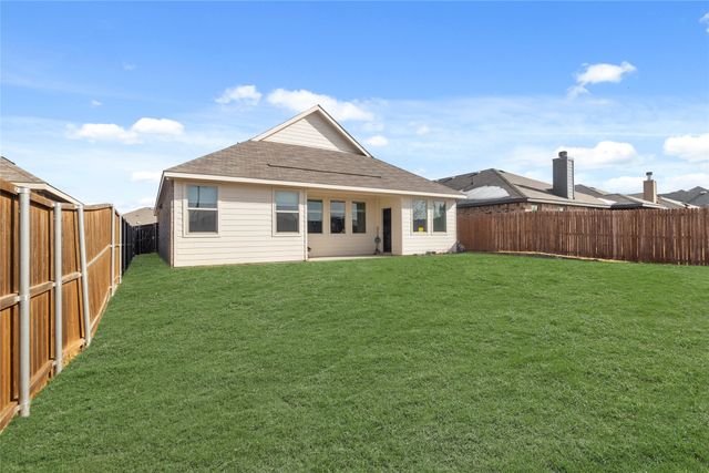 3505 Riverside Drive, Aubrey, TX 76227