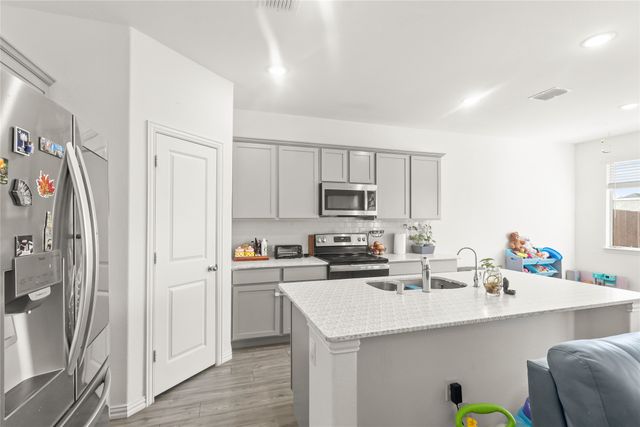 3505 Riverside Drive, Aubrey, TX 76227