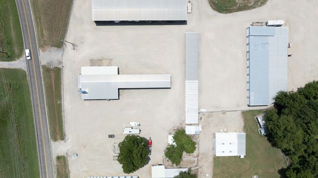 8034 Fm 513 S, Lone Oak, TX 75453