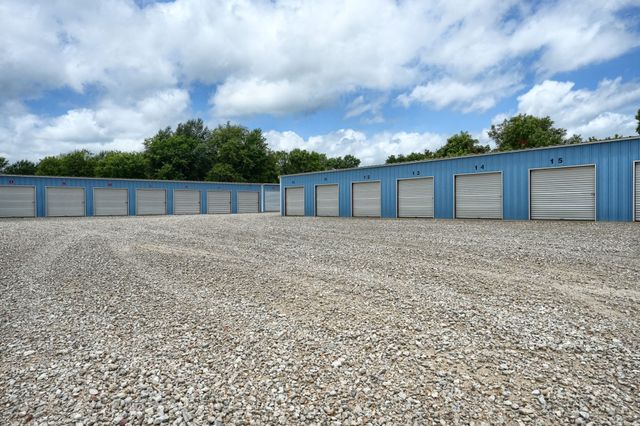 8034 Fm 513 S, Lone Oak, TX 75453