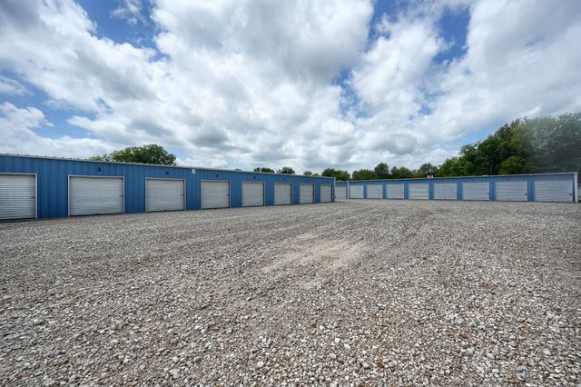 8034 Fm 513 S, Lone Oak, TX 75453