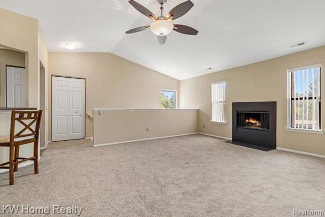 20791 Indian Creek Drive 78, Farmington Hills, MI 48335