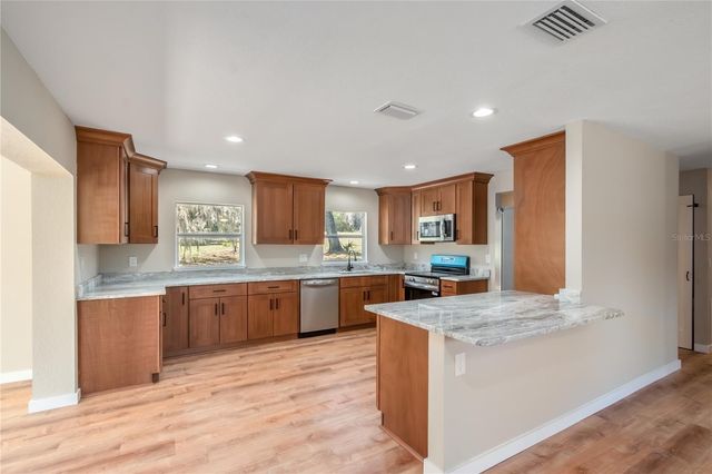 983 S COUNTY ROAD 21, Hawthorne, FL 32640