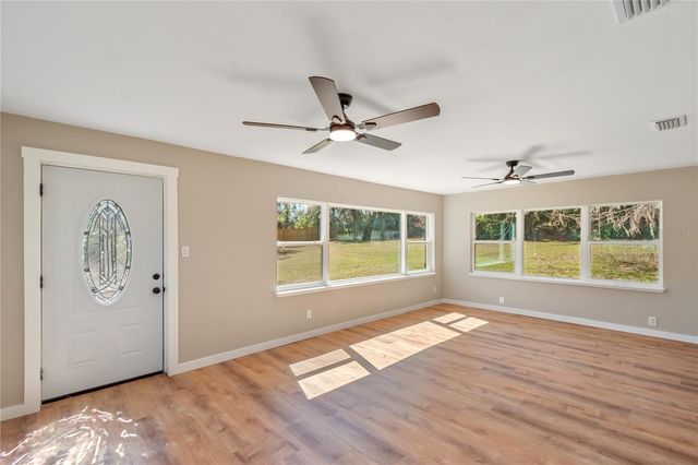 983 S COUNTY ROAD 21, Hawthorne, FL 32640